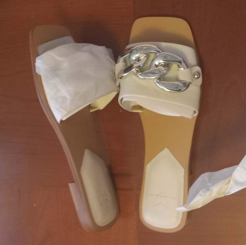 ROSELY SIZE 7.5 M WOMEN'S SANDALS BY  MARC FISHER LTD